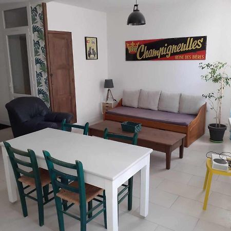 Villa Grand T3 Calme Et Lumineux 4-6 Personnes Moux Exterior foto